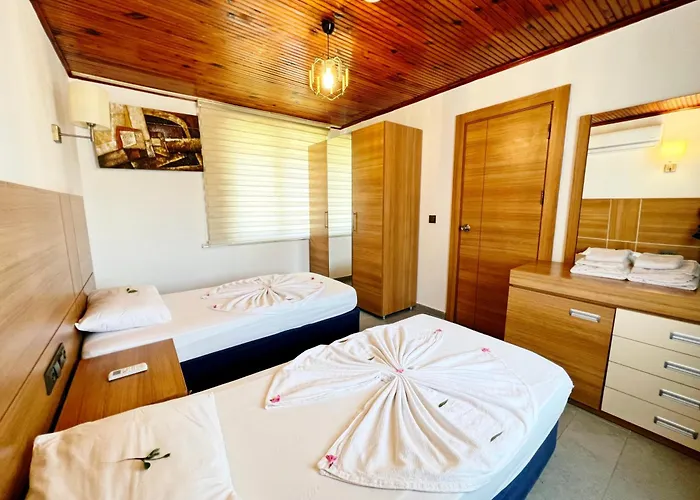 Akin And Aparthotel 2*